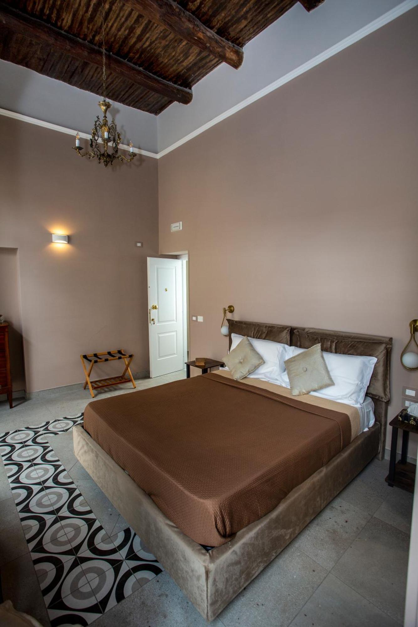 Xenia Neapolis Hotel ภายนอก รูปภาพ