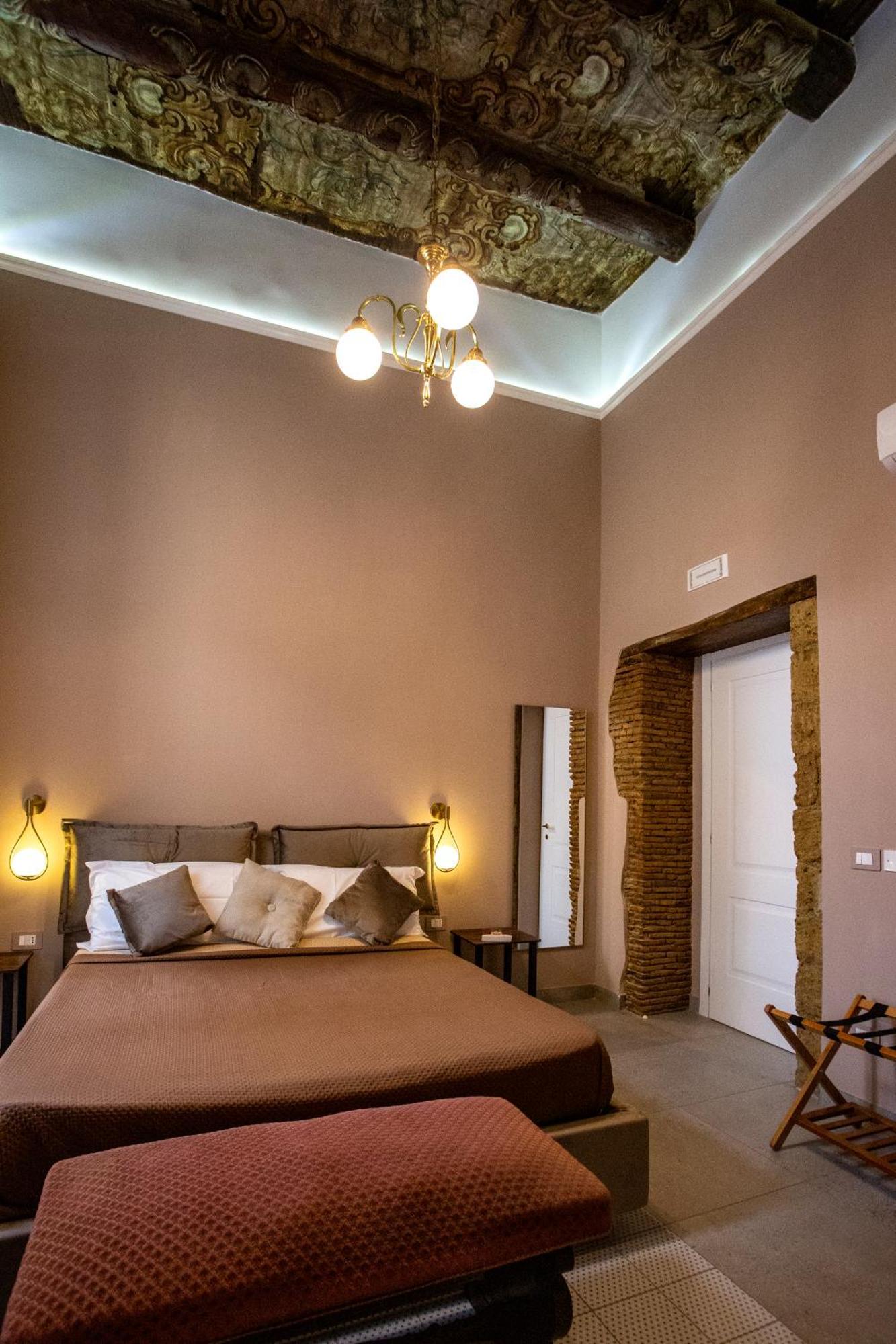 Xenia Neapolis Hotel ภายนอก รูปภาพ